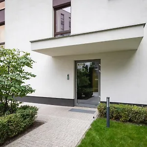 https://rent-like-home-burakowska-16-ii.warsawhotelspoland.com