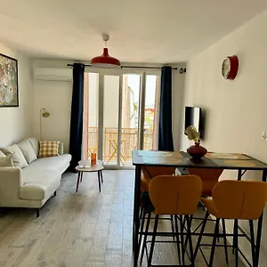 https://appartement-t3-traversant-53m2-vue-mer.fr-provencehotel.com